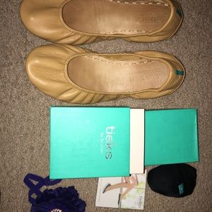 Camel Color Tieks